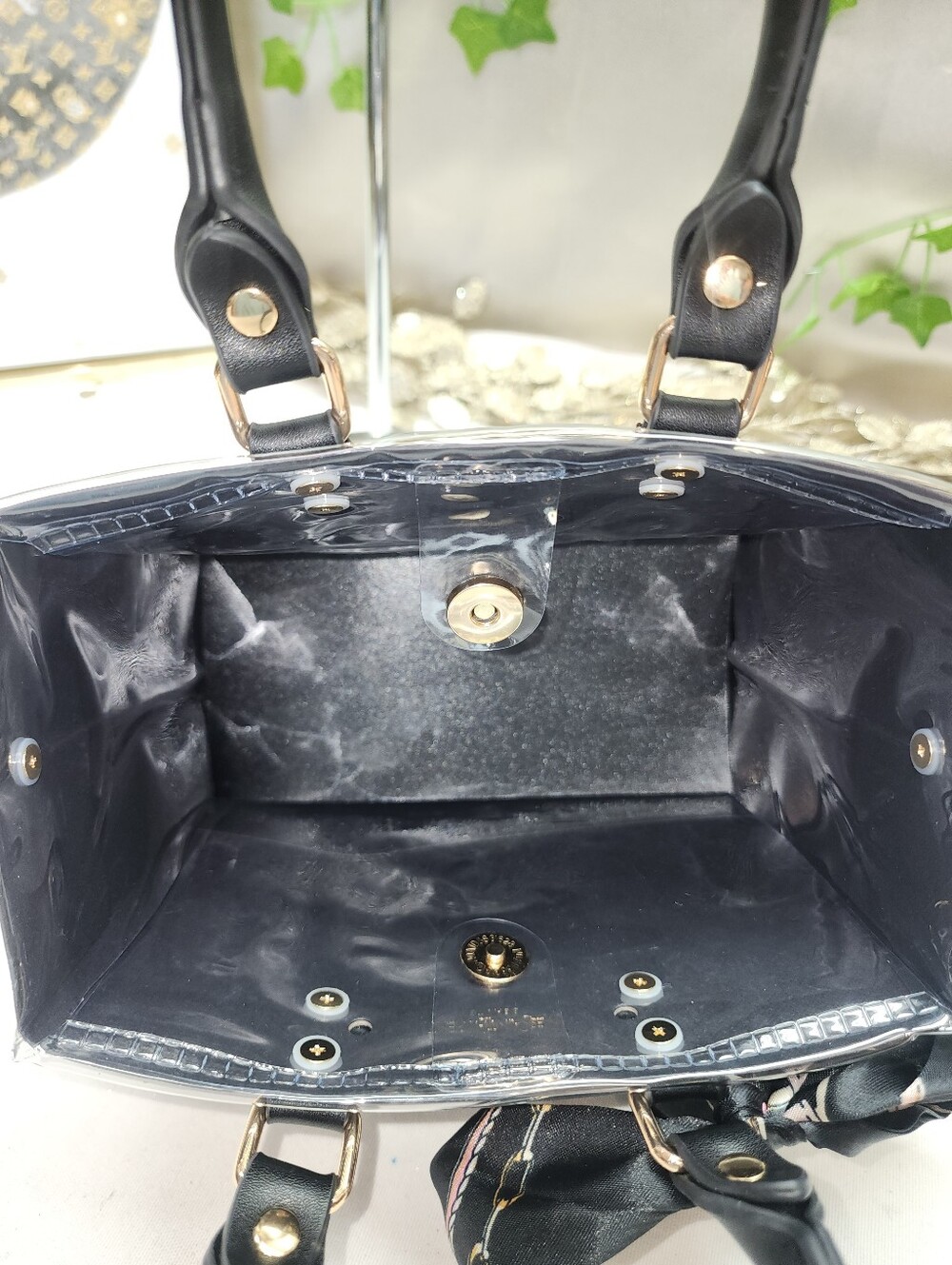 Authentic Yves Saint Laurent Shopping Bag In PVC Tote - Picture 9 of 10